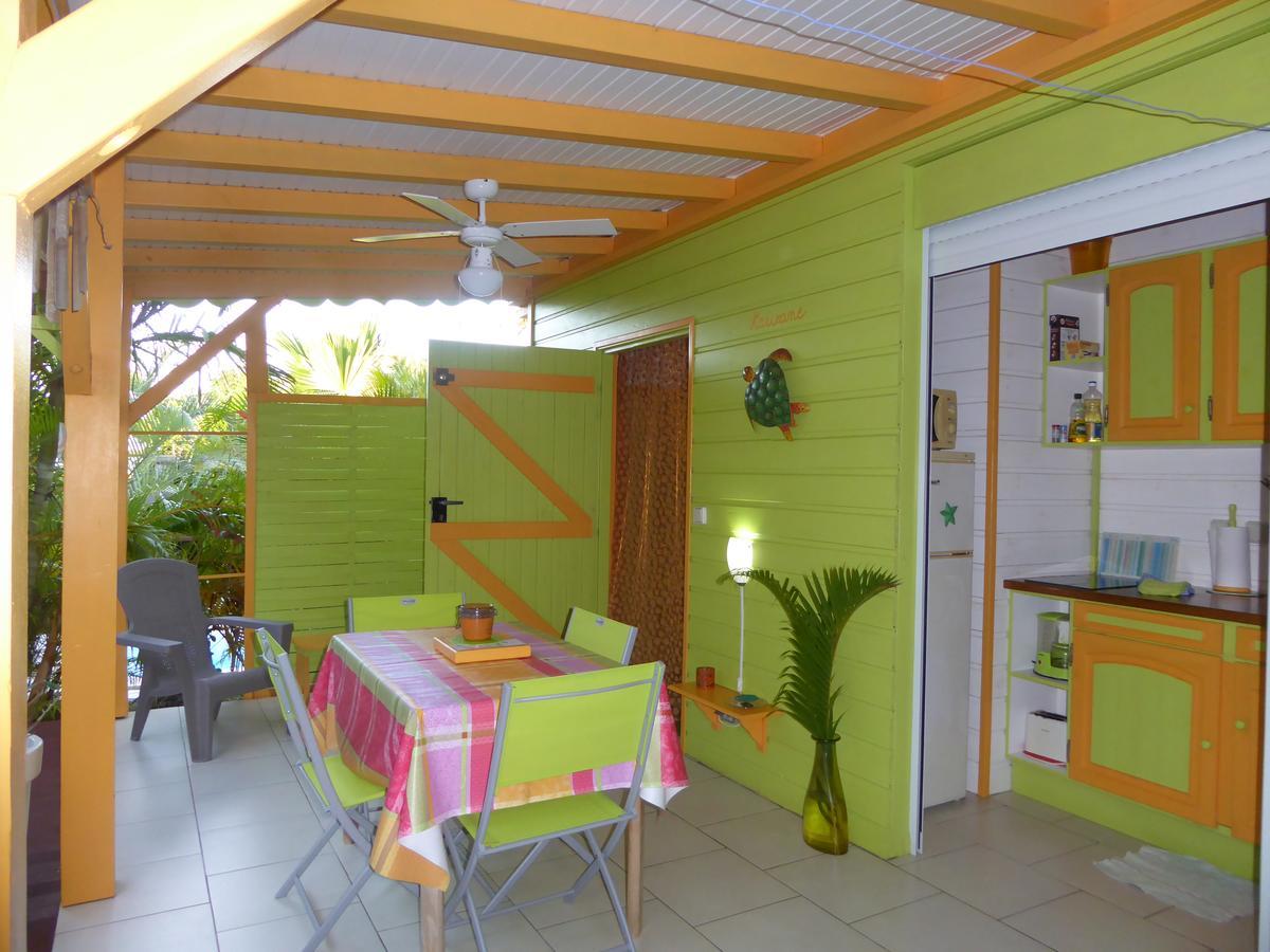Coco Bungalows Sainte-Rose Exteriör bild