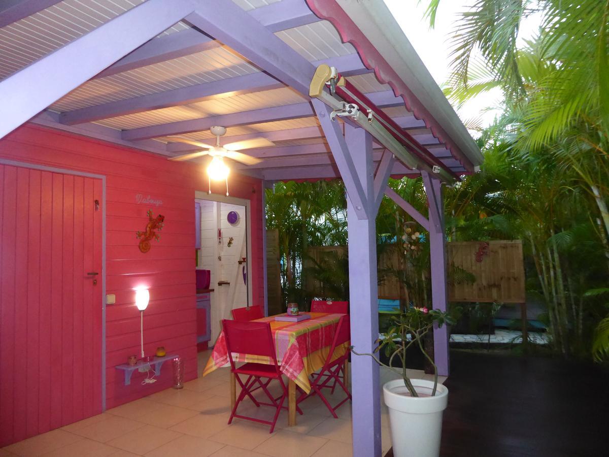Coco Bungalows Sainte-Rose Exteriör bild